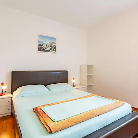 With Sea View I Semesterbostad *