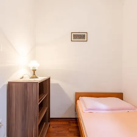 Semesterbostad With Sea View I Risika